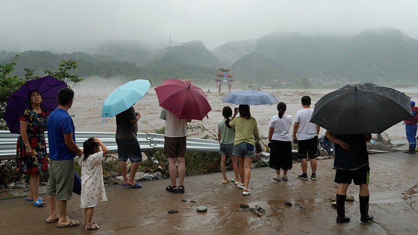 Trung Quốc lũ lụt nghiêm trọng, hàng trăm ngàn người phải sơ tán 